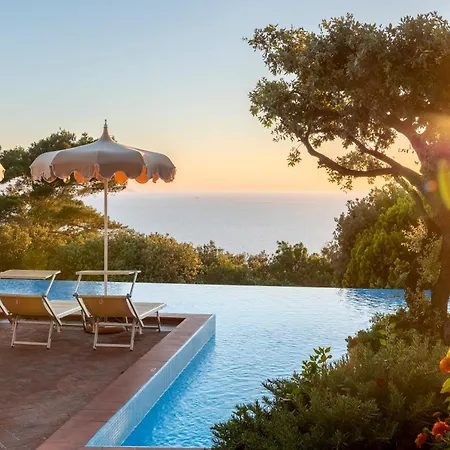 Boutique Torre Di Cala Piccola 4* Porto Santo Stefano (Grosseto)