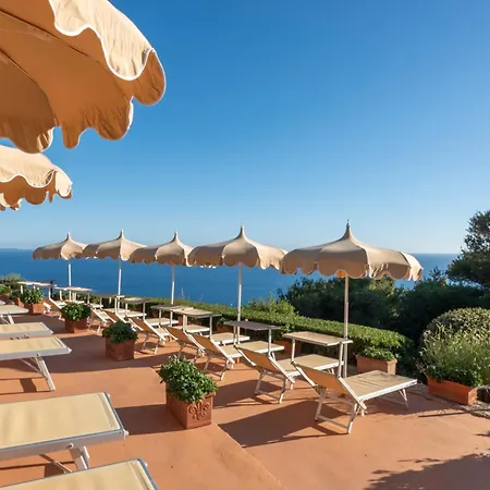 Hotel Boutique Torre Di Cala Piccola 4*