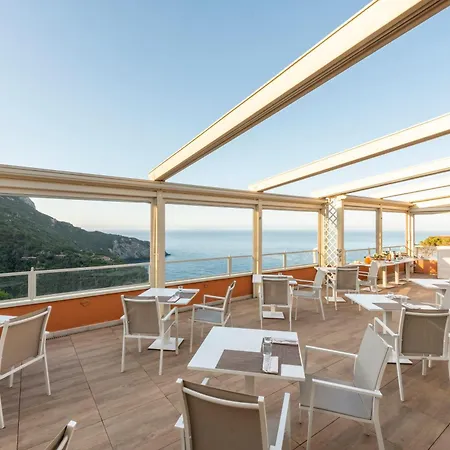 Hotel Boutique Torre Di Cala Piccola 4*