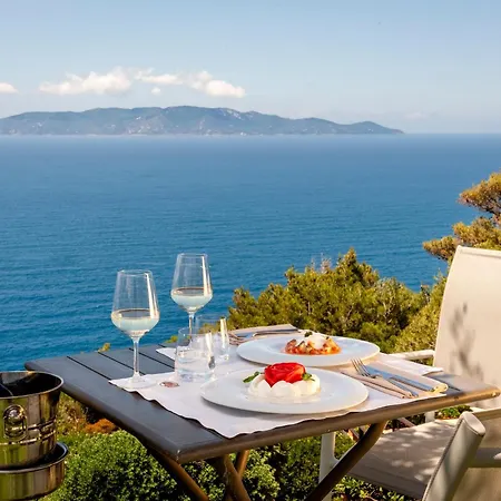 Boutique Torre Di Cala Piccola Porto Santo Stefano (Grosseto)