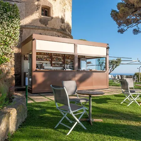 Hotel Boutique Torre Di Cala Piccola 4*