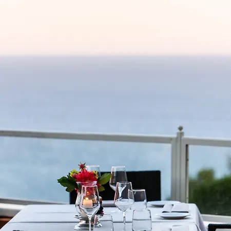 Hotel Boutique Torre Di Cala Piccola 4*